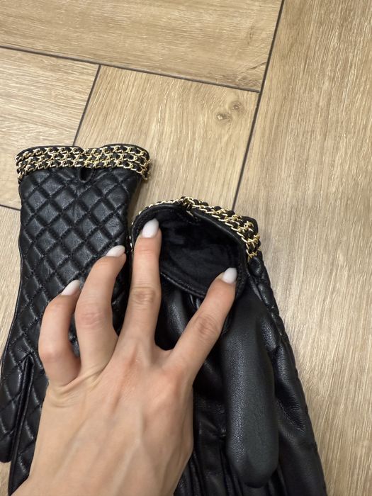 Перчатки кожаные Шанель