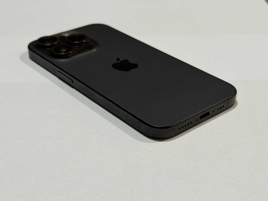 Мобилен телефон iPhone 15 Pro 256GB Natural Titanium
