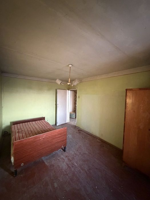 Продается 3х комнотная квартира Гагарин кирпичний дом