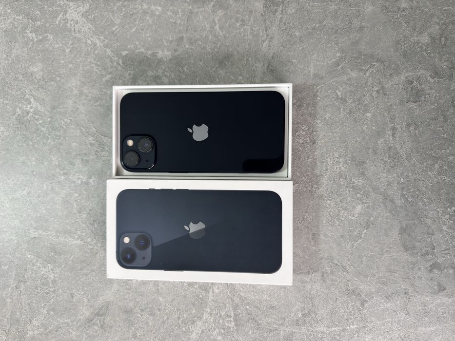 iPhone 13 128GB Midnight