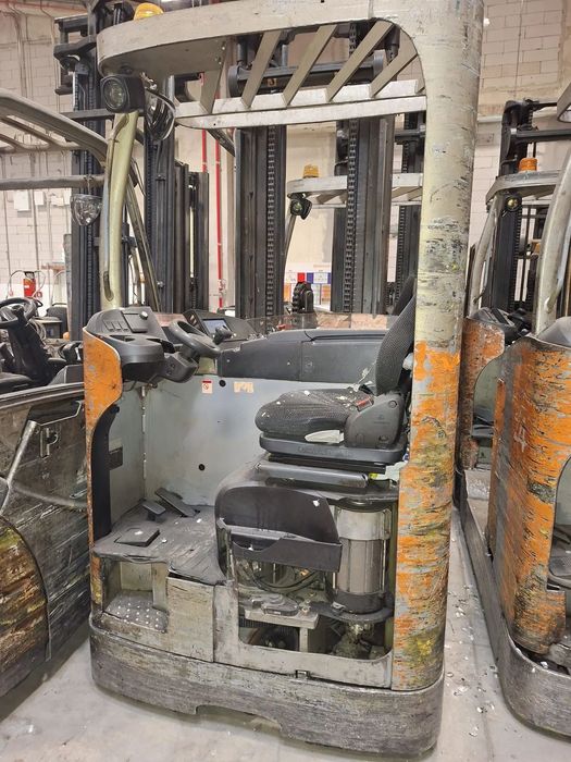 Still Stivuitor reach-truck FM-X 25