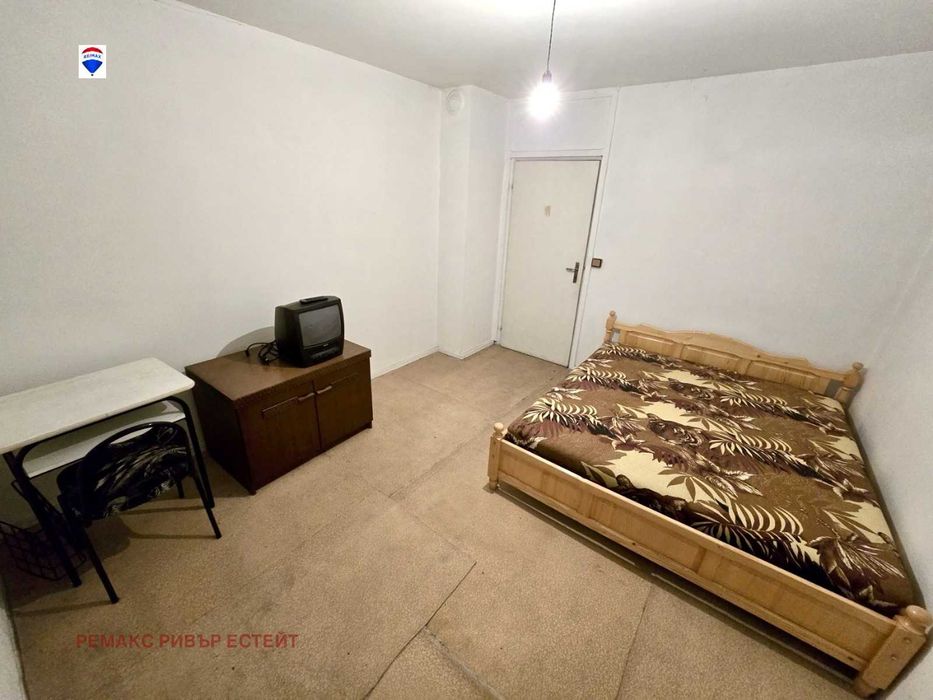 Продава се Тристаен апартамент в Русе, Дружба 3 - 95 кв.м за 978 €/кв.м - Снимка #8