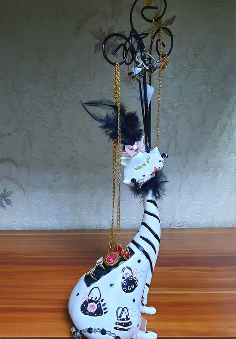 Стойка для украшений Подарок