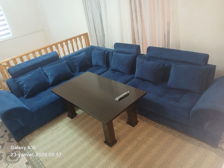 Гостинный угалок+стол