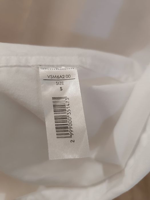 Белая рубашка на мальчика подростка