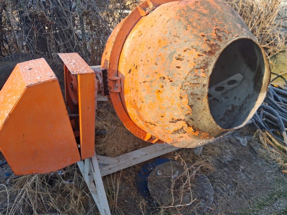 Продам бетономешалку