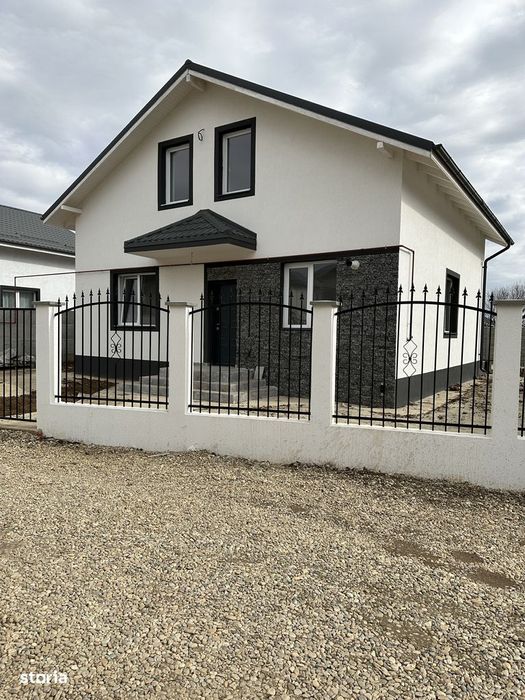 Casă individuală de vânzare Berceni, Ilfov – 4 camere, curte 410 mp