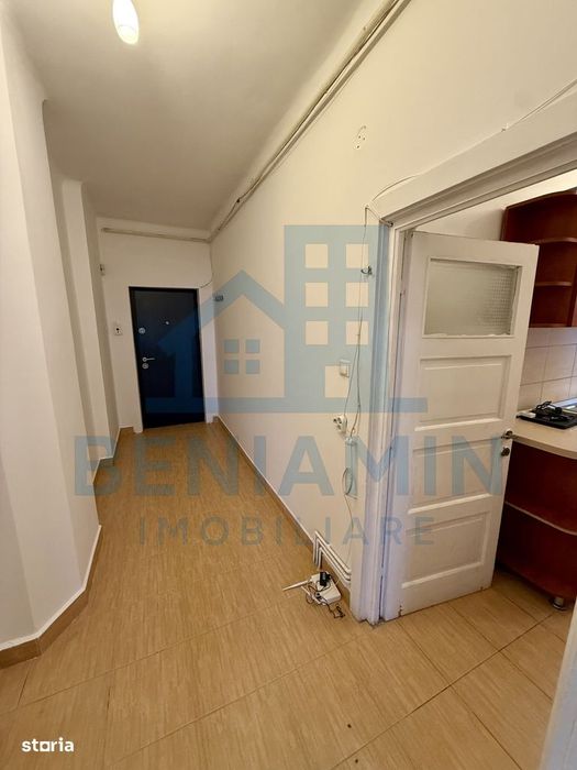 2 camere - 55mp - etaj 3 - centrala proprie - parcare - Central