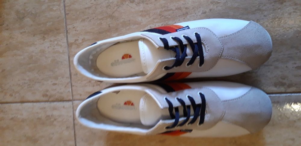Adidasi Ellesse