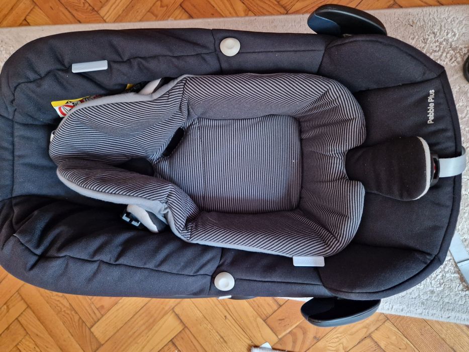 Столче за бебе до 12кг Maxi cosi Pebble plus