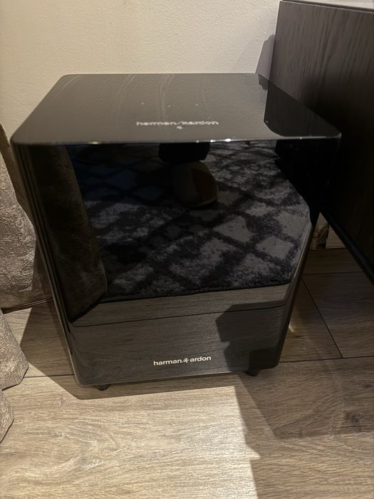 Ресивър с 5 surround колони и субуфер harman/kardon AVR 151S
