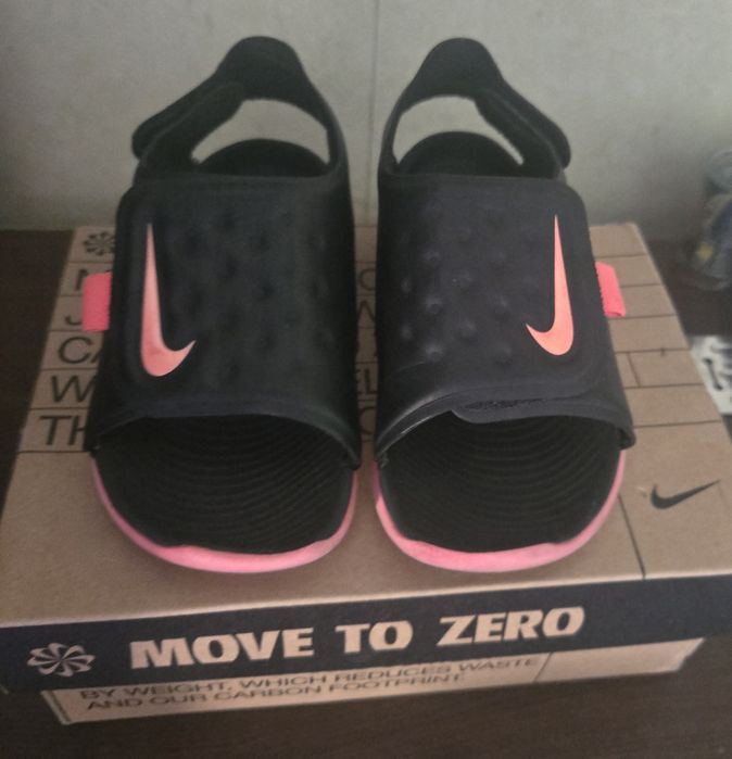 Сандали Nike 26 номер