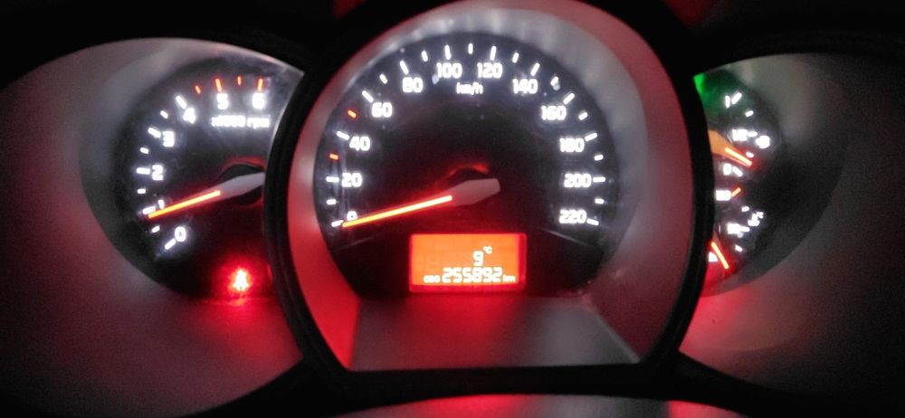 KIA RIO ,1,1 CRDI 2015