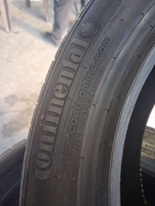 215 45 16 2броя континентал нови