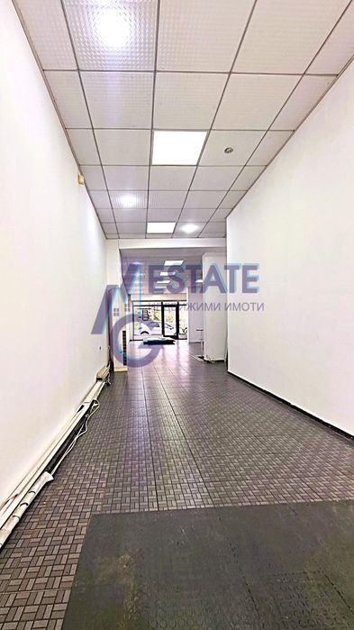 Дава се под наем Магазин в Бургас, Лазур - 120 кв.м за 1000 € - Снимка #3