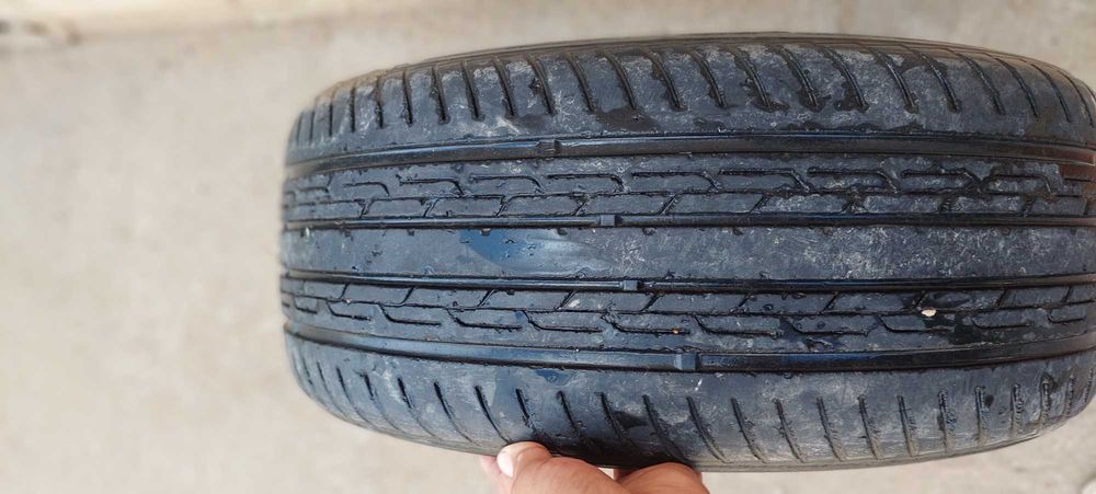 Продам шины 195/50 R15 82V