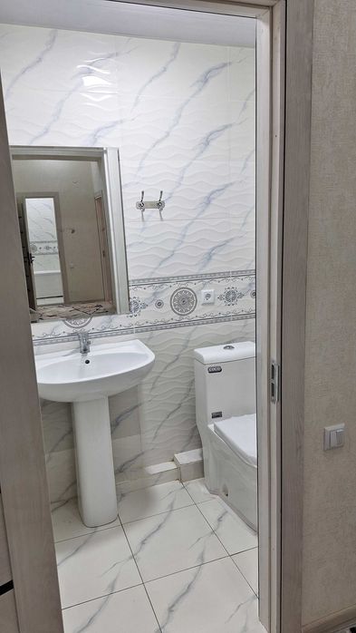 Terakzor restorani yonida 2-etaj 2 xonali kvartira ijaraga beriladi