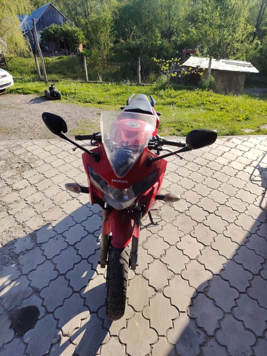 Motocicleta Honda cbr125