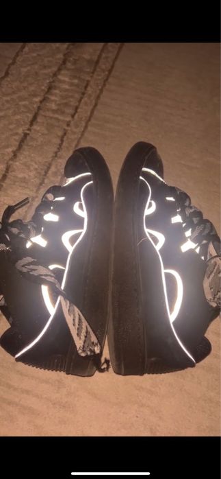 Продам кроссовки Ланвины