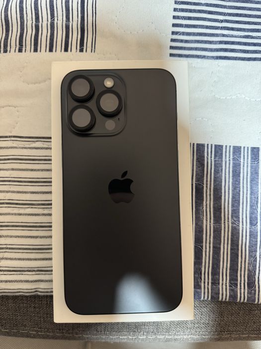 Iphone 15 pro max black titanuim 256gb