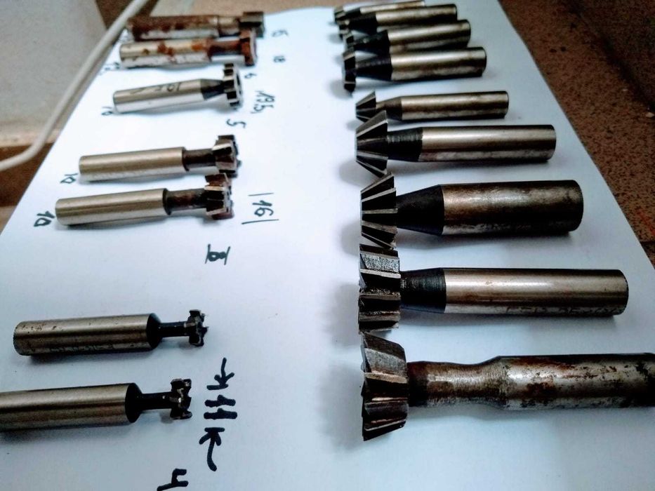 Freze profil T si inclinate