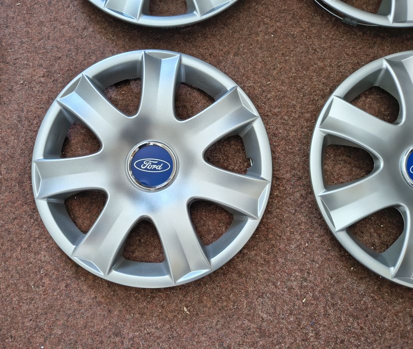 Capace jante roti R 14 Ford Focus Fiesta  Ka ..etc
Capacele sunt Noi .nefolosite