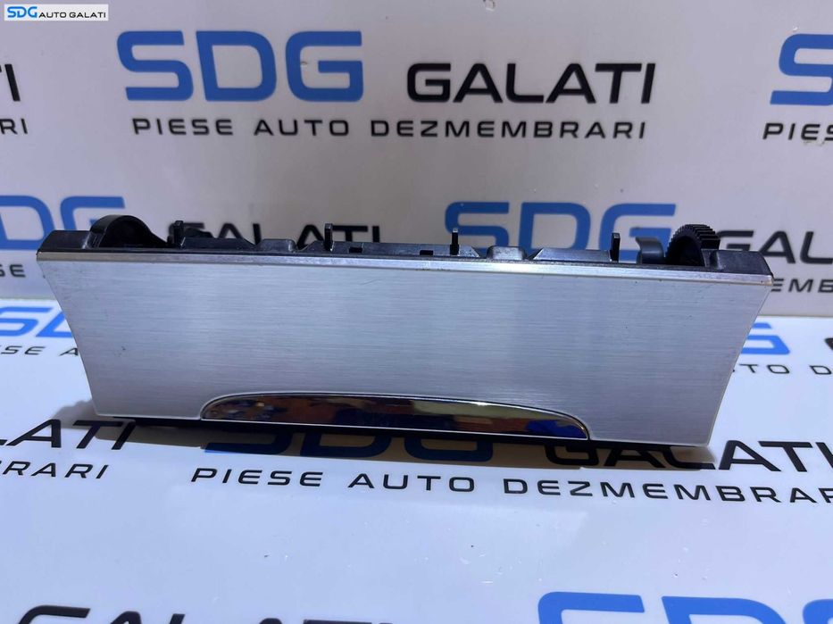 Scrumiera Completa cu Capac si Bricheta Volkswagen Passat CC 2009 - 2012 Cod 3C0863284G 3C0857961G [D0487]