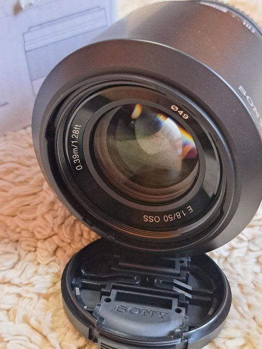 Sony Е SEL 50mm f/1.8 OSS (черен)