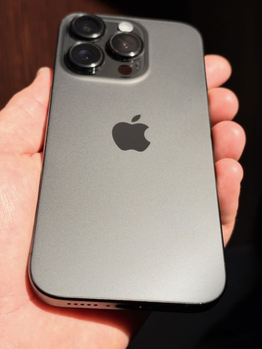 Vand Iphone 15Pro 256gb