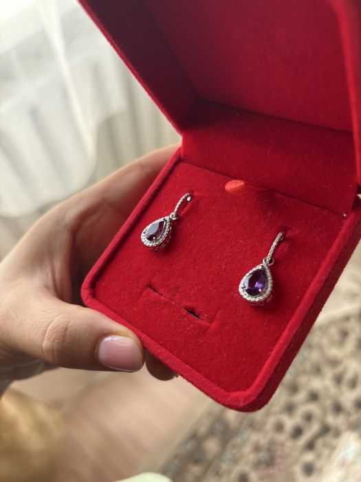 Серьги из белого золота