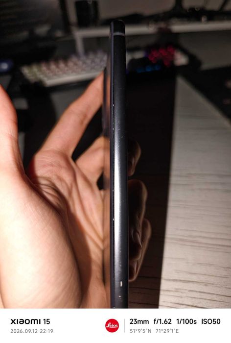 Samsung S21 FE в хорошом состоянии