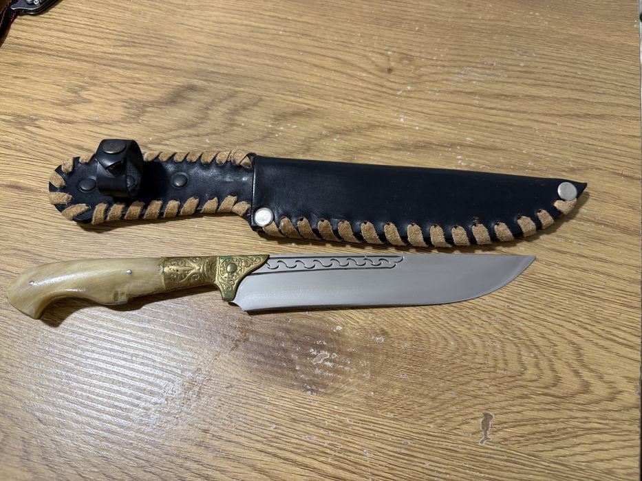 Ловен Нож - ръчно израборен