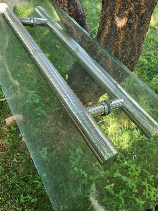 Стеклянная дверь для офисов