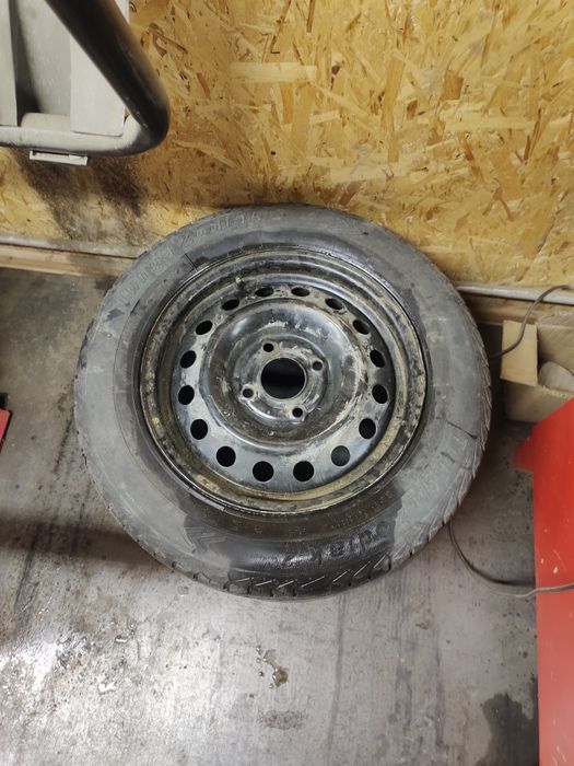 Продам запаску на 15