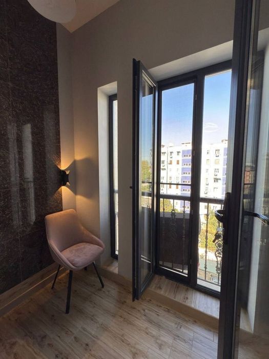 Квартира с современным ремонтом 2ком. 60м² с мебелью ор-р парк Тельман