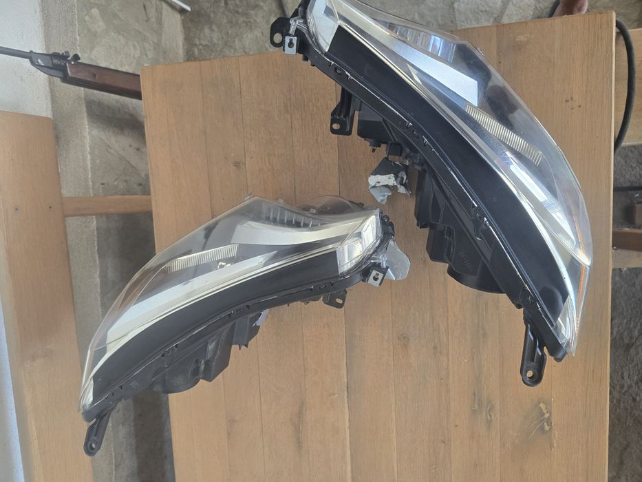 LED Фарове тойота Rav 4