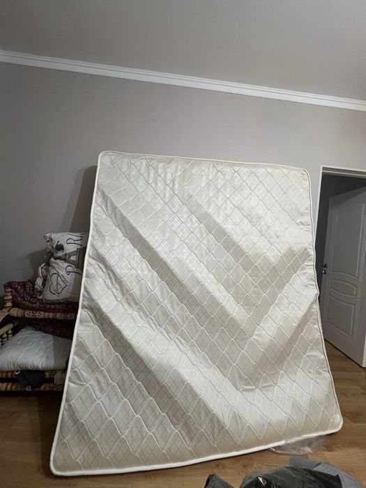 Продам матрасы 2 штуки