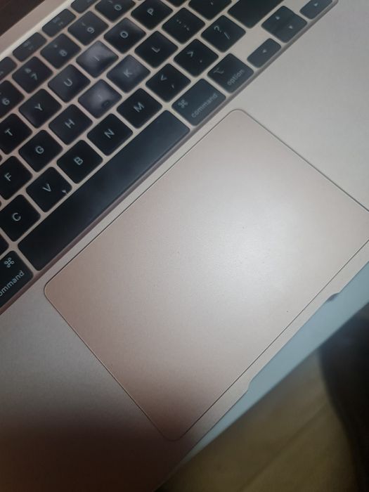 Macbook Air m1 лаптоп