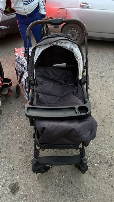 Продам детскую коляску