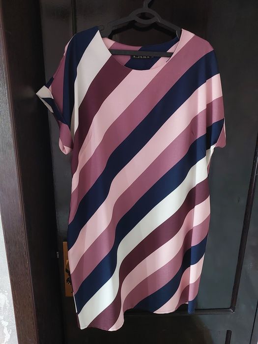 Женское платье 54 размера