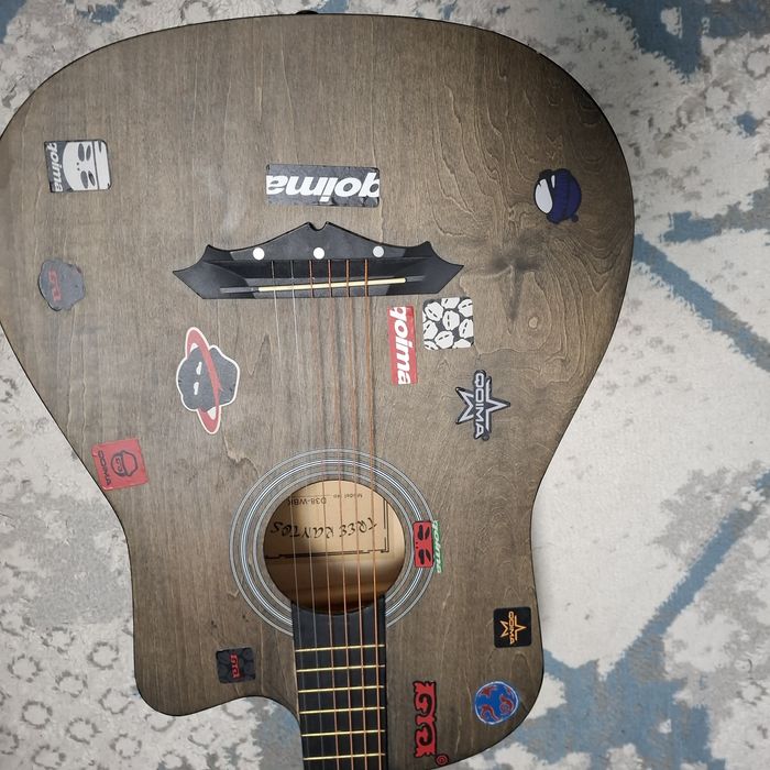 Акустика гитара