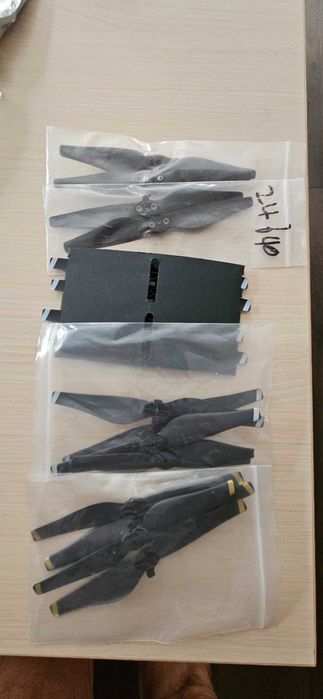 dronă MAVIC AIR nouă cu multiple accesorii