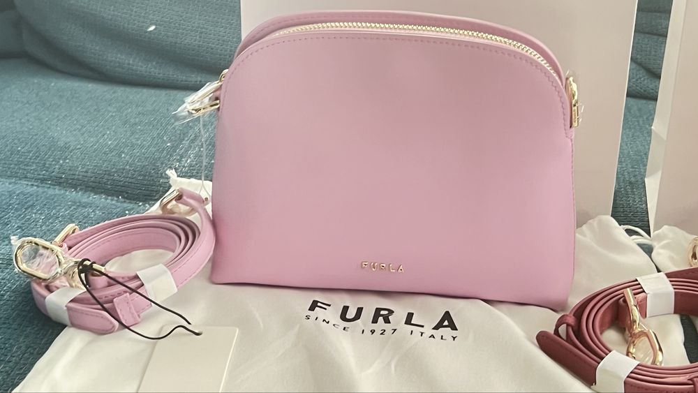 Furla Zelda crossbody bag.В три цвята.100% оригинал със сериен номер,етикети,care instructions,прахова торбичка(dust bag) подаръчен плик FURLA