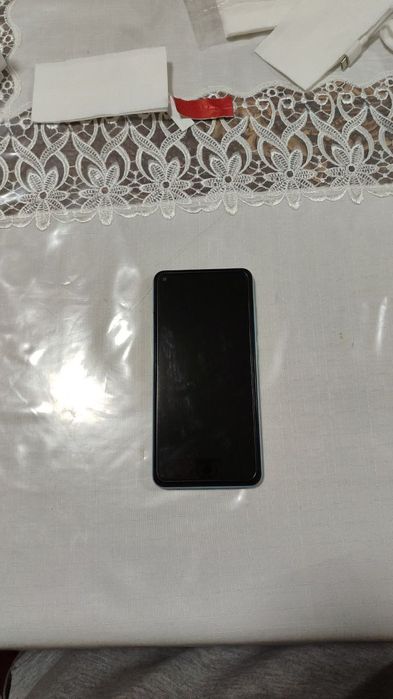 Продается телефон Redmi 10x