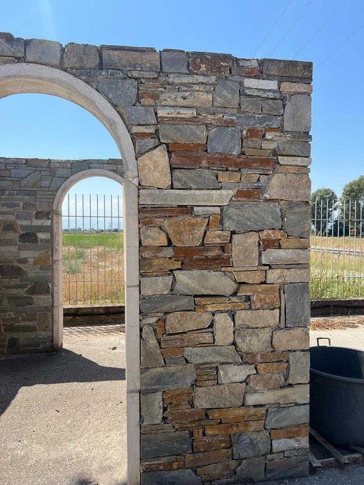 Piatra Naturala de Munte