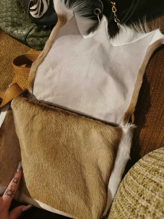 Geanta de umar medie, din piele și blana naturala