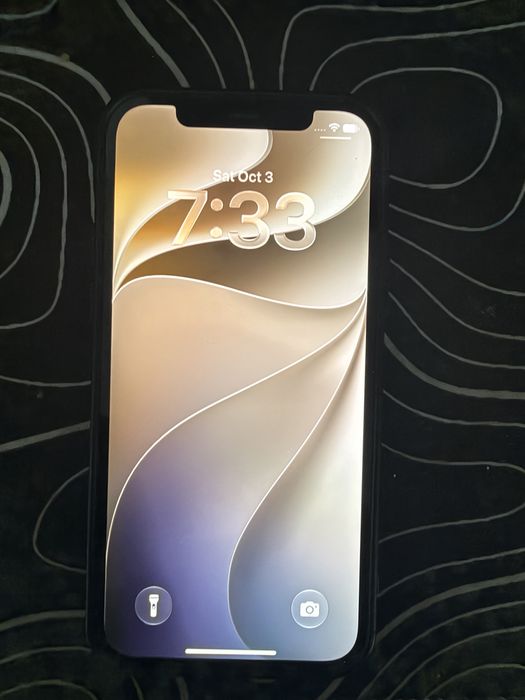 Vand sau schimb iPhone 12