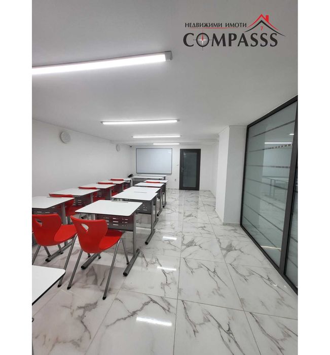 Продава се Офис в Добрич, Център - 124 кв.м за 1500 €/кв.м - Снимка #1