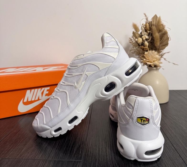 Adidasi Nike TN Alb - Premium Full Box