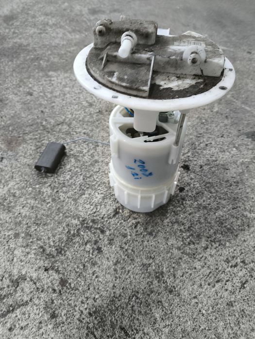 Бензинова помпа за Пежо/Peugeot 1.2i